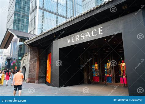 china article versace